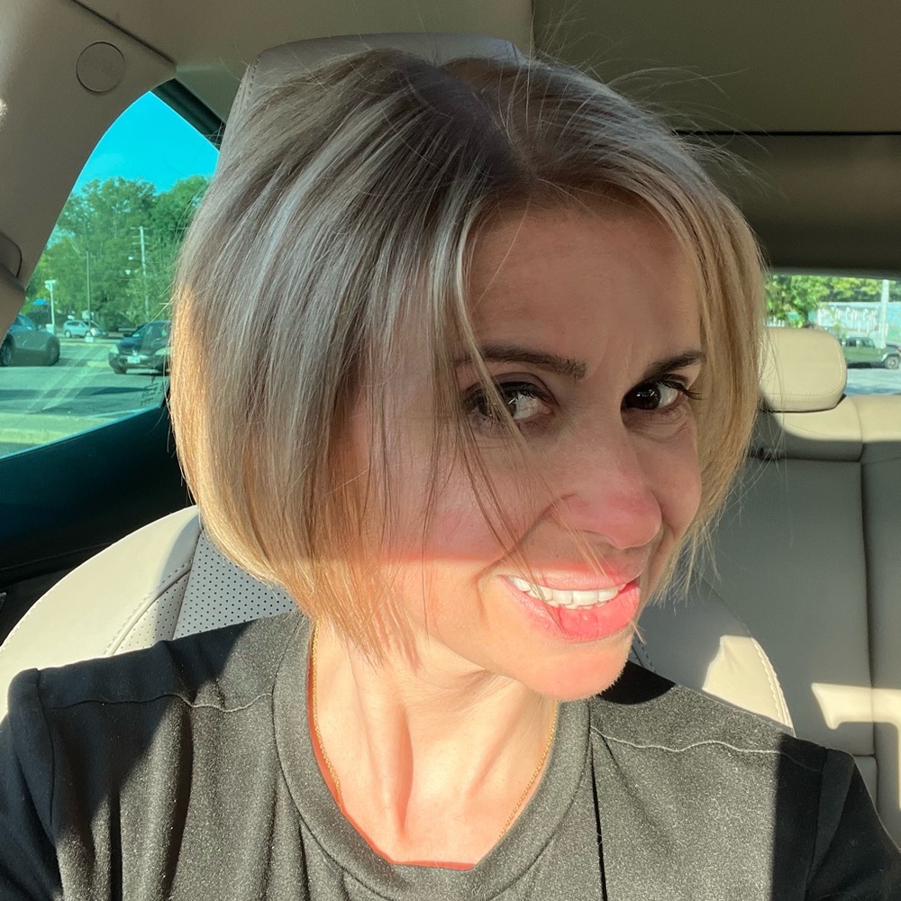 Meet your Posher, Melissa